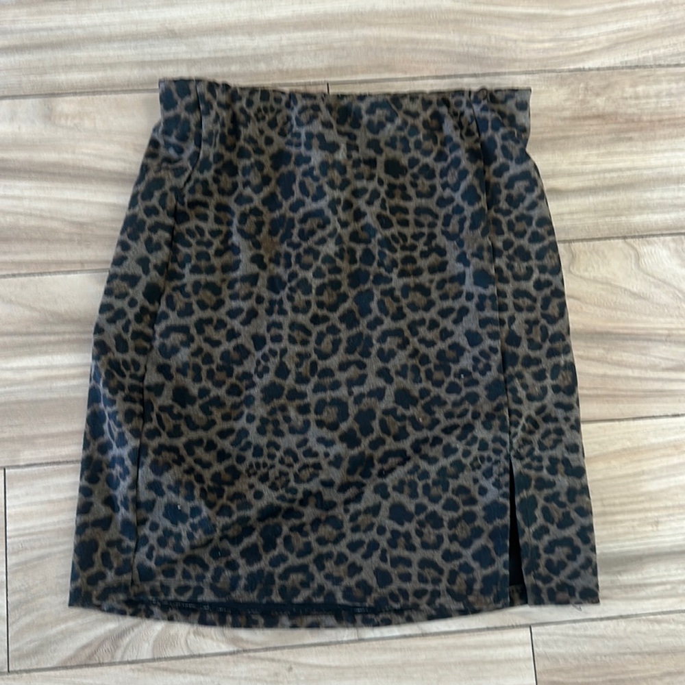 medium leopard grey mini skirt